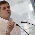 Rivera condiciona el pacto con el PSOE a una "reforma exprés" de la Constitución