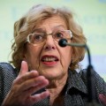 Carmena acelera la concesión de licencias para la apertura de negocios