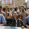 Tras los ataques de extremistas musulmanes, Bangladesh considera abandonar el islam como religión estatal [Eng]