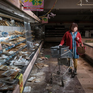 Los antiguos habitantes de Fukushima vuelven a su ciudad fantasma en estas emotivas fotos