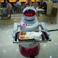 Un restaurante chino despide a robots por ineficaces y vuelve a contratar a humanos