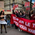 Francia aprueba la ley que hace ilegal pagar por sexo