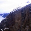 Monte Thor, la caída vertical más grande del mundo
