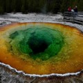 La trágica muerte del joven que cayó a una fuente termal en el parque de Yellowstone y desapareció