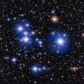 Las brillantes estrellas azules del cúmulo Messier 47