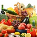 La dieta mediterránea con aceite/frutos secos adelgaza más que la baja en grasa