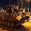 Bruselas denuncia que la lista de magistrados detenidos en Turquía estaba “preparada” antes del golpe
