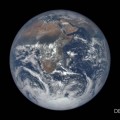 La NASA difunde este vídeo de la Tierra durante un año a 1,6 millones de km de distancia