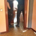 La Policía destroza una vivienda en Móstoles para desahuciar a una familia