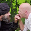 Humorista noruego realiza una parodia gay del líder de Estado Islámico