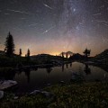 Meteoros de las Perseidas sobre el monte Shasta [eng]