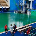 Las piscinas verdes de Río fueron causadas por el vertido de peróxido de hidrógeno