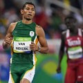 El sudáfricano Van Niekerk logra el oro en los 400 y bate el récord del mundo de Michael Johnson