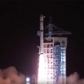 China lanza con éxito el primer satélite de comunicación cuántica