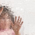 El dolor que causa que se diagnostique mal el autismo en niñas y mujeres