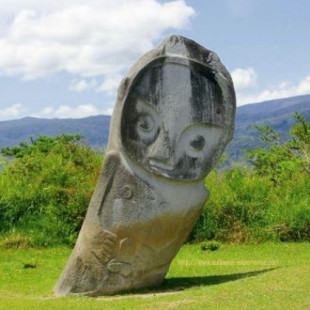 Las esculturas megalíticas del Valle de Bada en Indonesia, más antiguas que los Moai de la Isla de Pascua