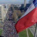 El sistema de pensiones de Chile, modelo de privatización para muchos, se desmorona