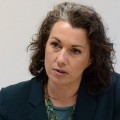 Piden dimisión de la jefa anti violencia domestica del Partido Laborista de Reino Unido por pegar a su ex-marido [ENG]