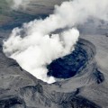 El volcán más grande de Japón ha entrado en erupción