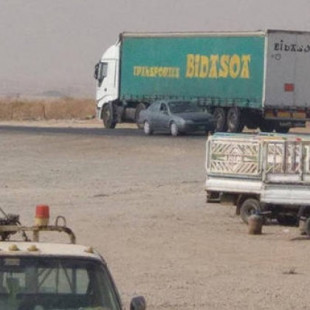 Un camión de Bidasoa en el frente de Mosul