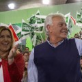 Familiares de Felipe González y de otros cargos del PSOE cobran sueldos millonarios en IDEA