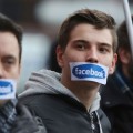 Cuidado con lo que publicas en internet: una vida arruinada por un comentario en Facebook