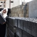 Ingenieras de Gaza convierten escombros de guerra en bloques de hormigón