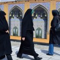 Un violador evita ser ejecutado en Irán tras pactar casarse con su víctima