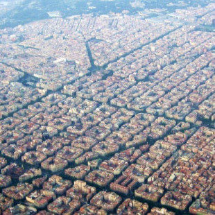 Barcelona impedirá la circulación de vehículos contaminantes a partir de 2020
