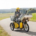 La empresa de correos de Suiza manda al museo a su último scooter gasolina. Flota 100% eléctrica