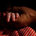 ‘Yo sé que van a morir’: la historia de un padre de crianza que adopta niños con enfermedades terminales
