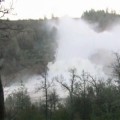 130.000 evacuados al norte de California ante el riesgo de colapso de la presa de Oroville [ENG]