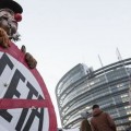 La Eurocámara da luz verde al CETA, el tratado de libre comercio entre Europa y Canadá