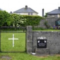 Hallan "gran número" de niños enterrados en una fosa de un convento irlandés