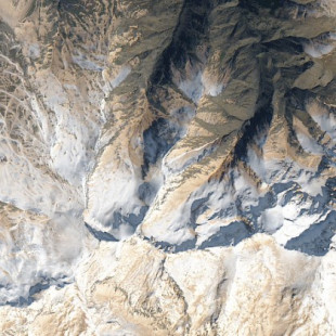 Imágenes de satélite muestran Sierra Nevada antes y después de llegar el polvo del Sáhara