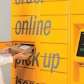 Amazon entregará paquetes en las gasolineras Repsol con consignas automáticas Amazon Locker