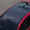 Toyota ha lanzado, en colaboración con Panasonic, un Prius con techo de paneles solares que recargan sus baterías