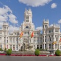 El Ayuntamiento de Madrid recorta un 19% su deuda en 2016 mientras la Comunidad la aumenta un 6%