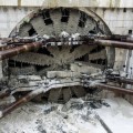 La gigante tuneladora 'Bertha' finalmente ve la luz después cuatro años bajo tierra y 3,2 kilómetros