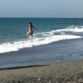 El PP intensifica su ‘cruzada’ contra el nudismo en las playas murcianas y miles de bañistas se rebelan