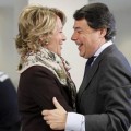 Esperanza Aguirre, a González: "Puede que nos hayamos 'saltao' el límite de dinero electoral para la campaña"