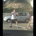 ‘Mortal Kombat’ entre dos conductores en una rotonda en Málaga
