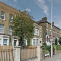 Trabajadora de guardería, apuñalada por 3 mujeres en Londres al grito de Allah[ENG]