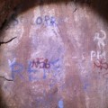 Denuncian daños en las pinturas rupestres de la Cueva de la Victoria (Málaga)
