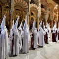 Los obispos, preocupados por una posible "desamortización encubierta" de los bienes que se apropió la Iglesia