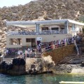 El restaurante ilegal de la Isla Benidorm: vertiendo fecales al mar desde el franquismo