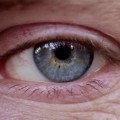 Detectan el alzheimer a través de los ojos
