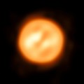 La mejor imagen de la superficie y la atmósfera de una estrella