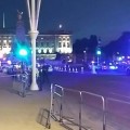 Un hombre con una espada ataca a un policía cerca de Buckingham Palace [ENG]