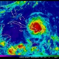 Por primera vez en la historia tres huracanes surgidos en el Atlántico pueden tocar tierra al mismo tiempo